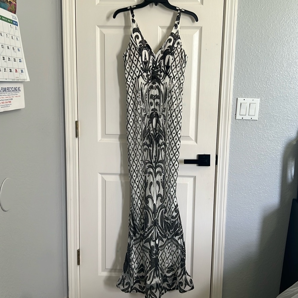 Black and white sequence formal dress